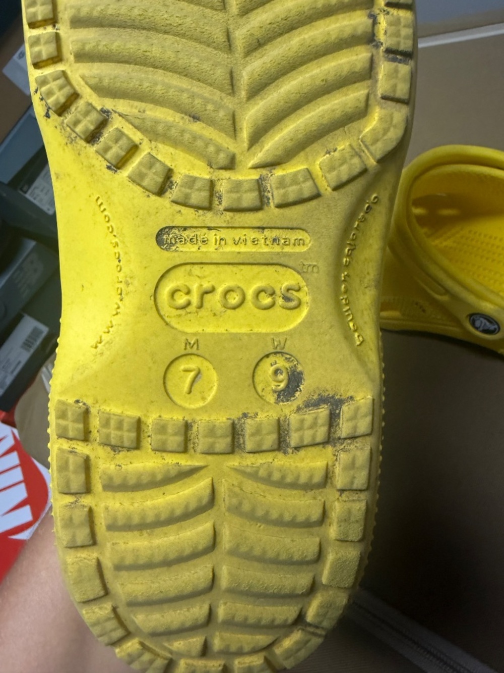Crocs Yellow - Picture 5 of 5